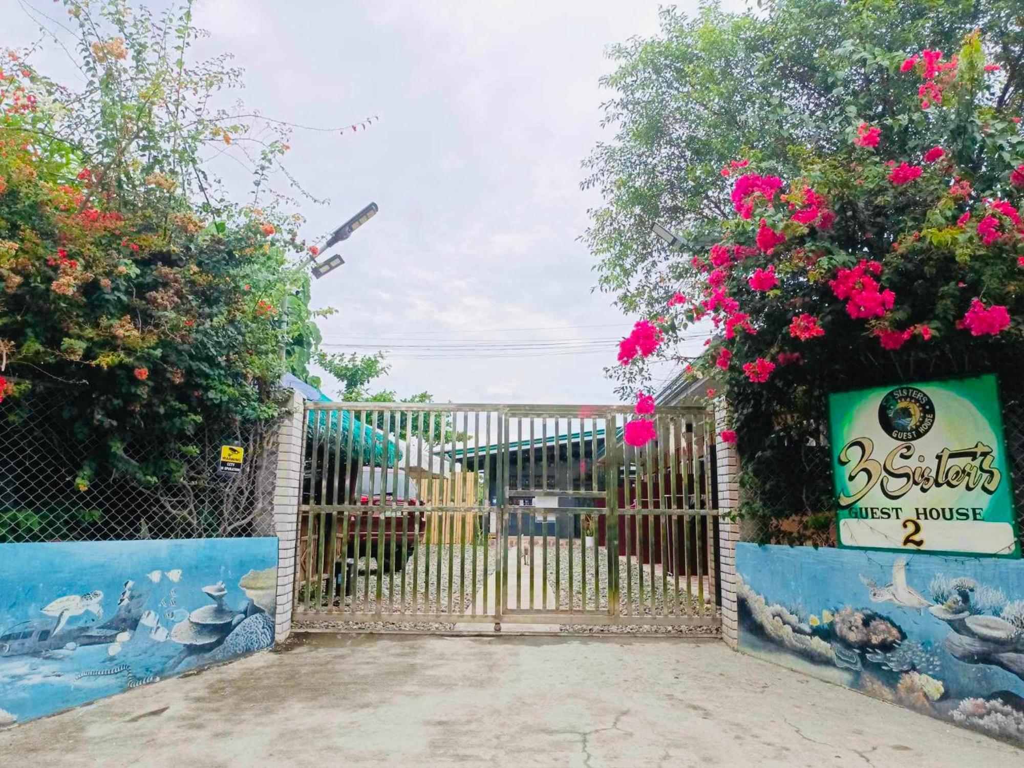 3 Sisters Guest House 2 Moalboal Exterior foto